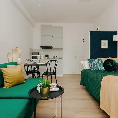 L Ajax Airport Bitwy Warszawskiej Apartmán Varšava