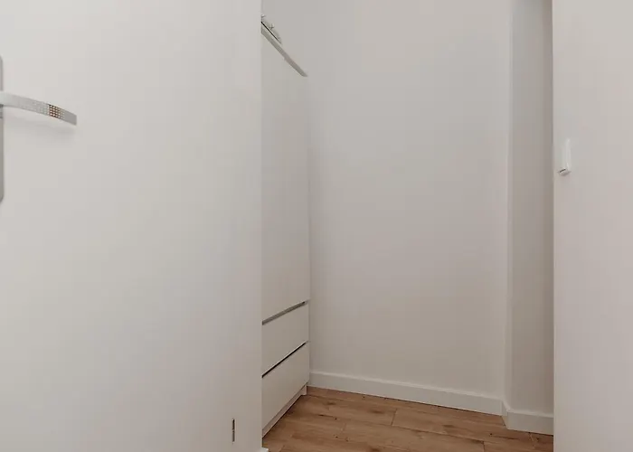 L Ajax Airport Bitwy Warszawskiej *