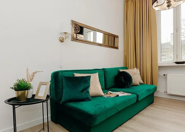 L Ajax Airport Bitwy Warszawskiej Appartamento *